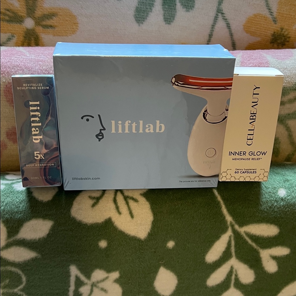 Skincare Tool - White and Silver